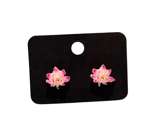 Pink leaf earring